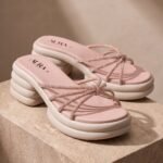 Crystal Knot Cloud Heel Slides — Pink